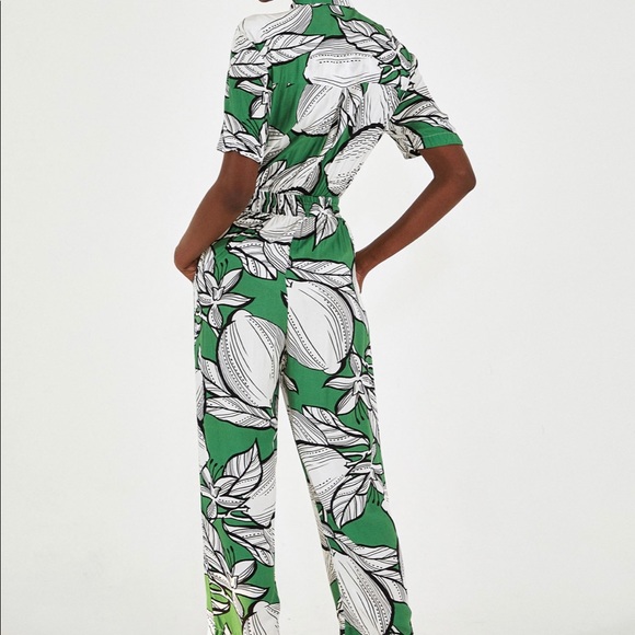 New clothes - Picture 1 of 2